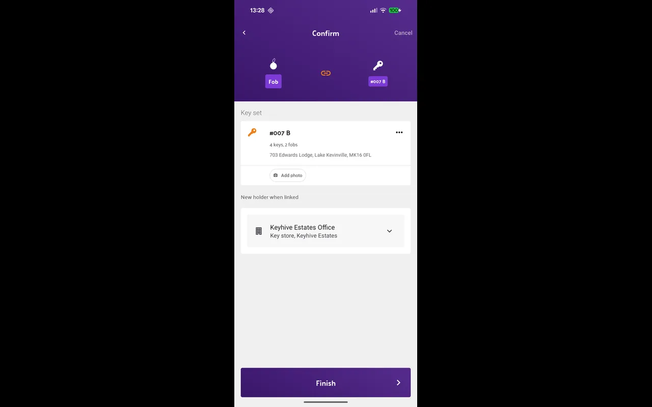 The mobile confirmation screen showing the fob linked to the key set